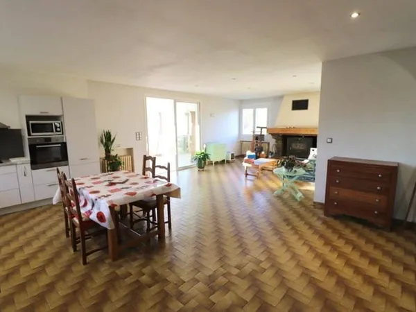 Maison de ville 7 pièces 180 m²