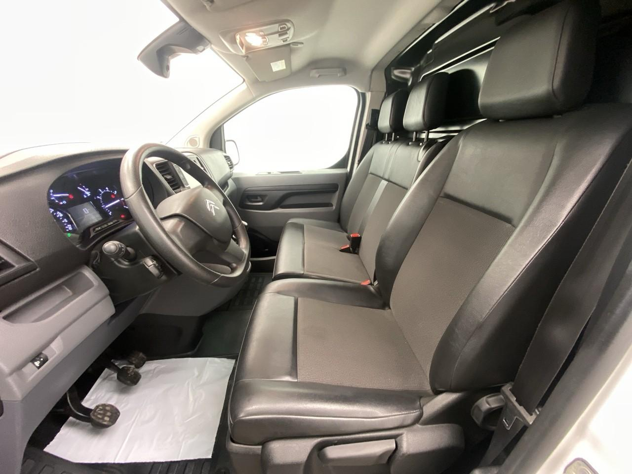 Citroën Jumpy fgn xl bluehdi 145 s&s bvm6 driver — photo 9
