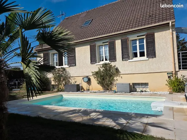 Maison individuelle avec piscine