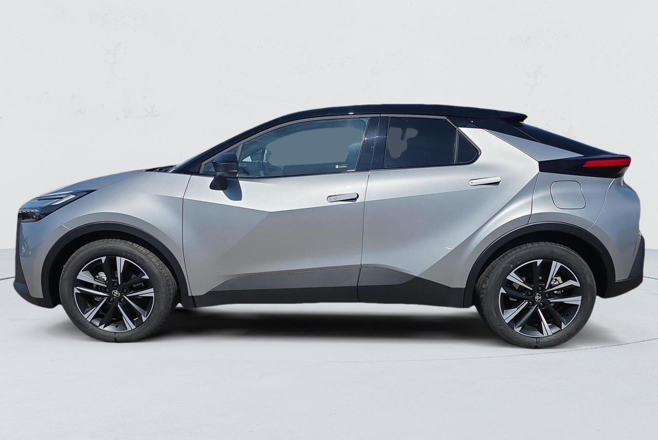 Toyota C-HR — photo 2