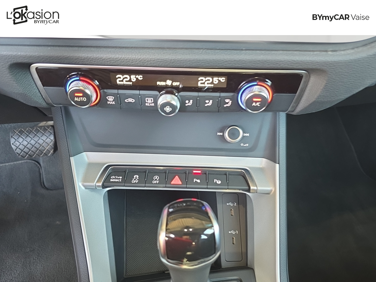 Audi Q3 35 TFSI 150 ch S tronic 7 — photo 21
