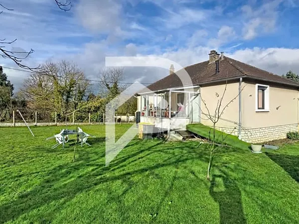 A vendre Abondant Brissard. Maison en excellent état lumineuse.