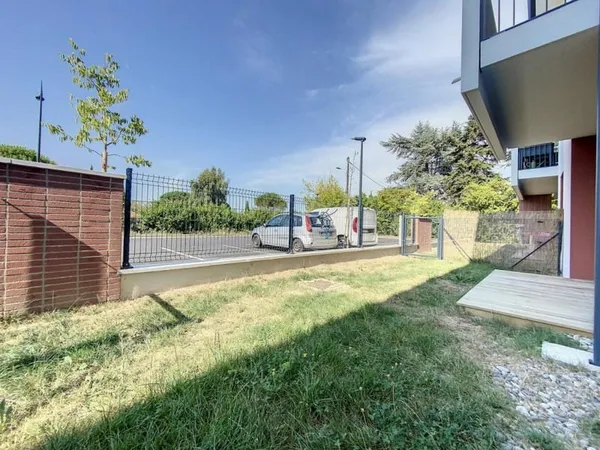 Appartement T2 de 38,45 m² avec jardin