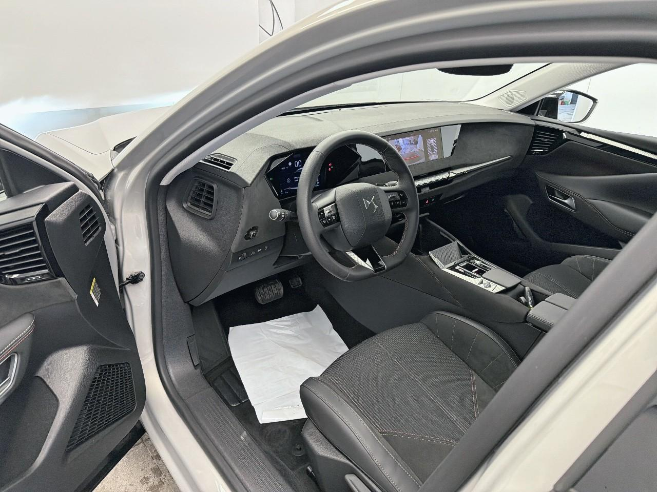 Ds Ds 4 hybride e-tense 225 eat8 performance line — photo 12