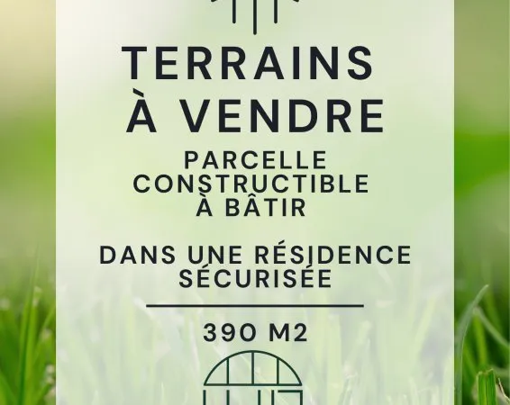 Terrain 390 m²