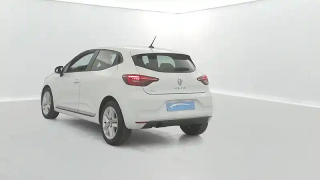 Renault Clio blue dci 85 — photo 35