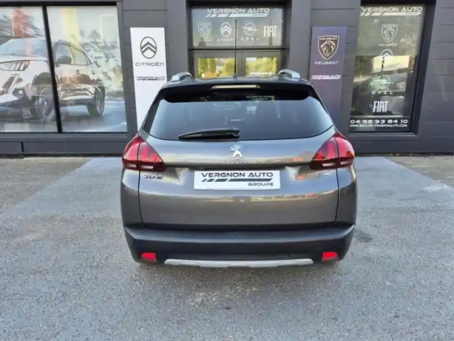 Peugeot 2008 1.2 puretech 110 s&amp;s crossway — photo 19
