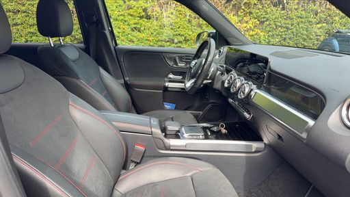 Mercedes Classe GLB 200 d 2.0 d 16V 8G-TRONIC 150 cv - AMG Line – 2021 – 93879 km – Diesel – Boîte Automatique — photo 12