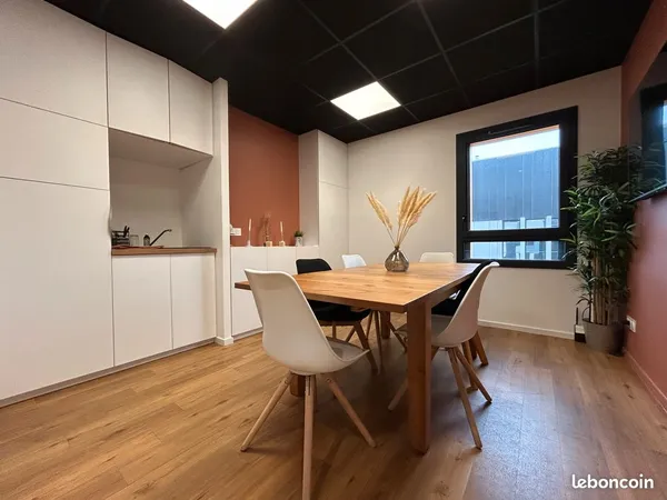 PLATEAU BUREAUX A LOUER - 74 m2 - LA ROCHE / YON