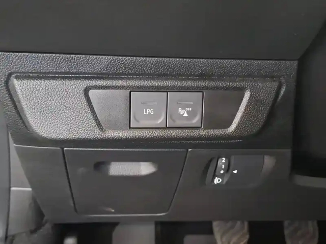 Dacia Sandero eco-g 100 — photo 33