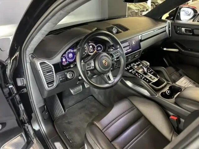 Porsche Cayenne coupé 4.0 v8 680ch turbo s e-hybrid — photo 30