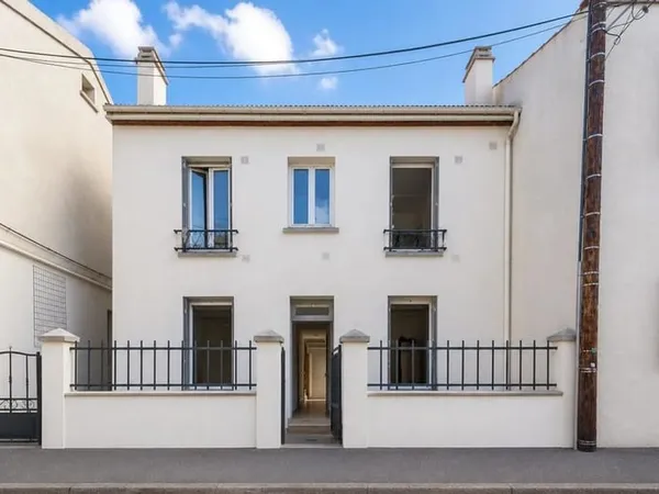 Immeuble de 4 appartements - 165 m² à Saint-Denis