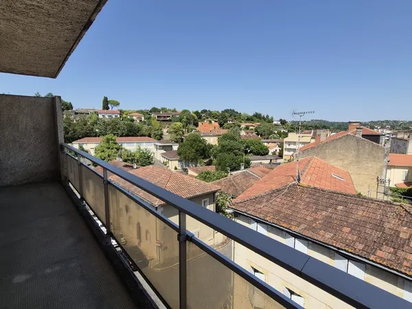 Au centre-ville d'Auch, Appartement 3 pièces, lumineux avec