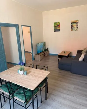 F3 MEUBLÉ 73 m² RÉNOVÉ - CENTRE-VILLE - BUREAU + BILLARD