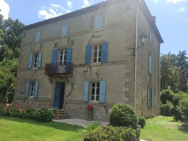 Maison 7 pièces 190 m²