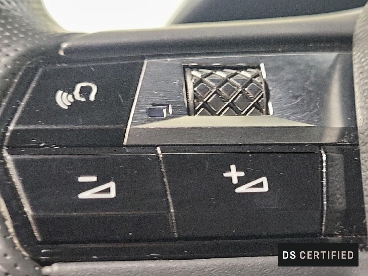 Ds Ds 3 crossback puretech 130 eat8 performance line+ — photo 19
