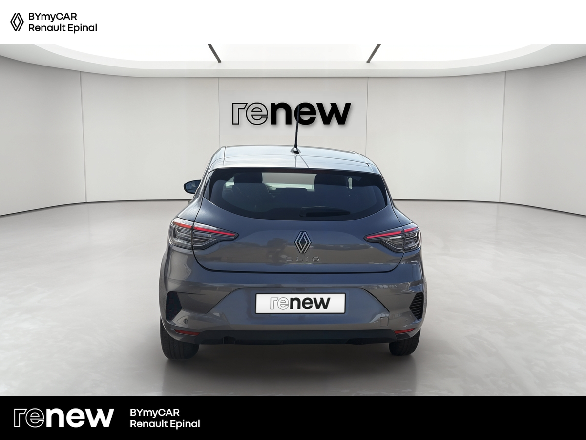 Renault Clio TCe 90 — photo 4