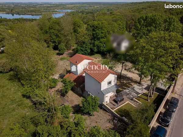 Maison 3 pièces 155 m²