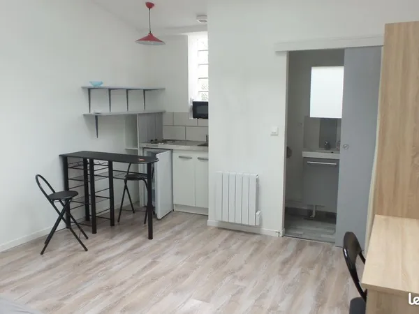 Joli studio
