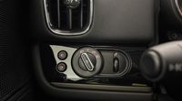 Mini Countryman Cooper 136ch Essential BVA7 — photo 23
