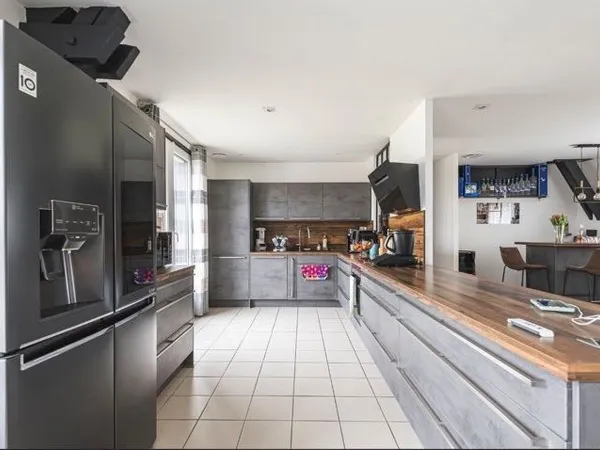Courmas : Plain pied de 158m2 avec terrasse