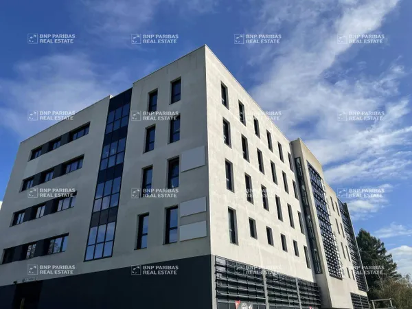 Bureaux 415 m²