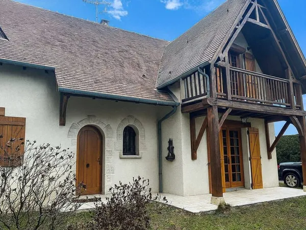 Maison 6 pièces 196 m²
