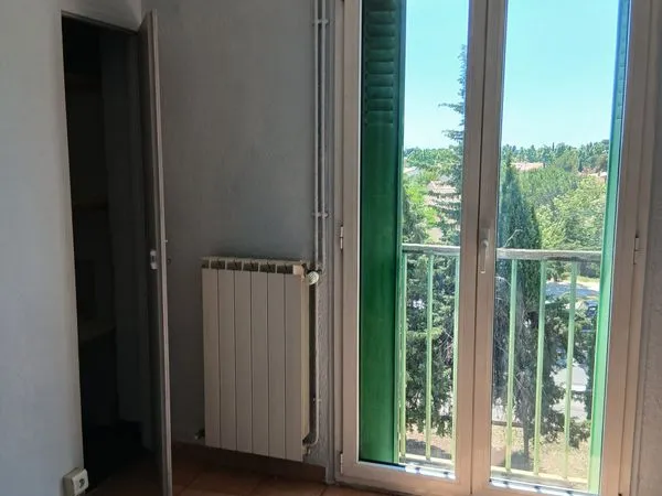 Montolivet - Appartement T2 BOIS LEMAITRE (13012) REFAIT A NEUF LIBRE