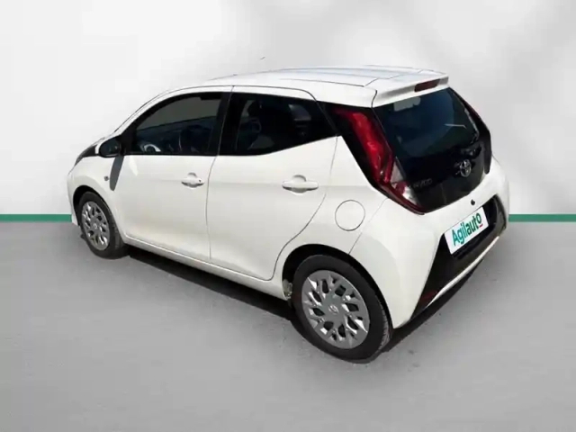 Toyota Aygo 1.0 vvt-i — photo 17