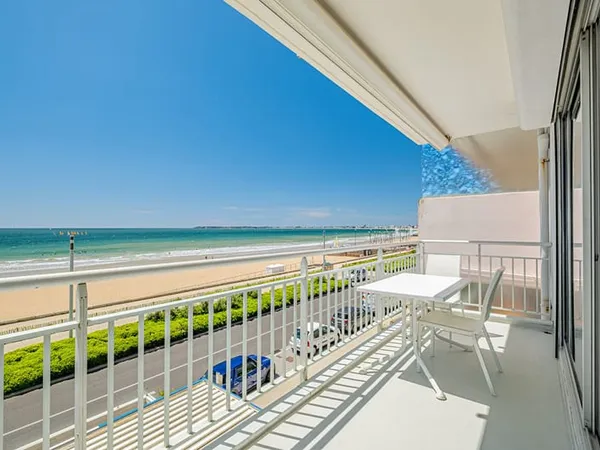 PORNICHET FACE MER - APPARTEMENT T2 BIS - VUE SUR L'OCÉAN