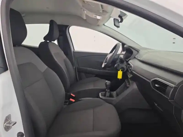 Dacia Sandero sce 65 — photo 2