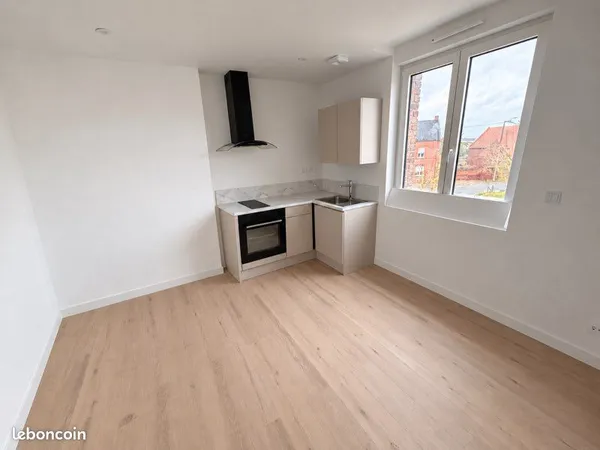 Studio 18 m² rénové à neuf - Climatisation - Parking - Bourlon