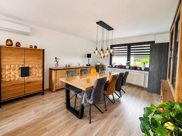 Maison Individuelle renovée / 126m² - DPE C - Sous-sol complet