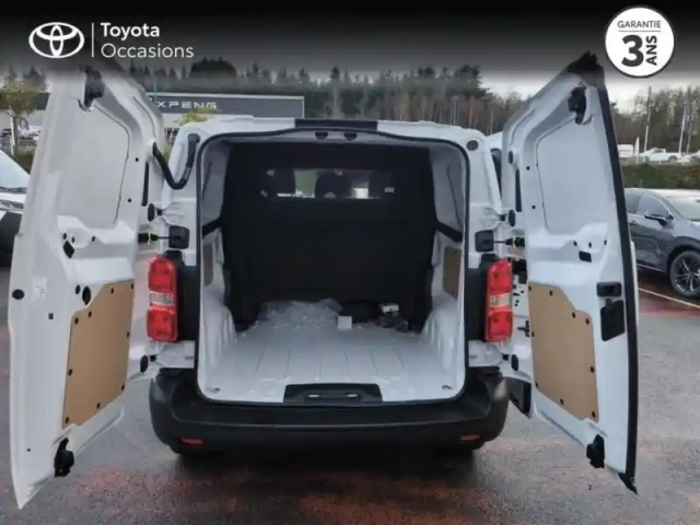 Toyota Proace medium 2.2 d-4d 150 cabine approfondie start pack confort bva my25 — photo 10