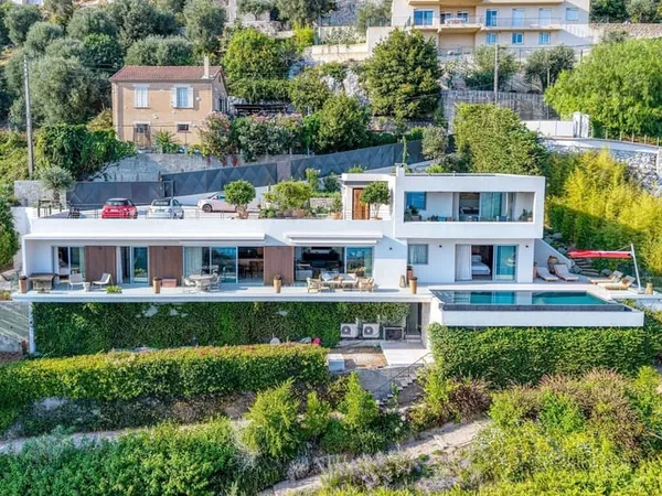 Villa contemporaine avec vue mer panoramique à Villefranche-sur-Mer