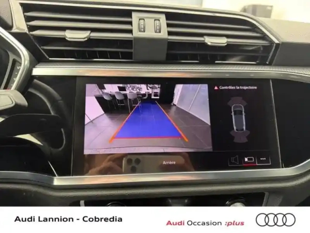 Audi Q3 sportback 35 tdi 150ch s line s tronic 7 — photo 15