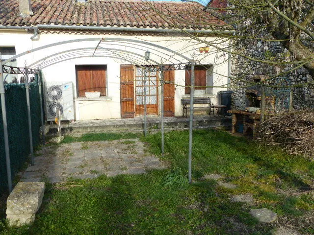 Photo 4