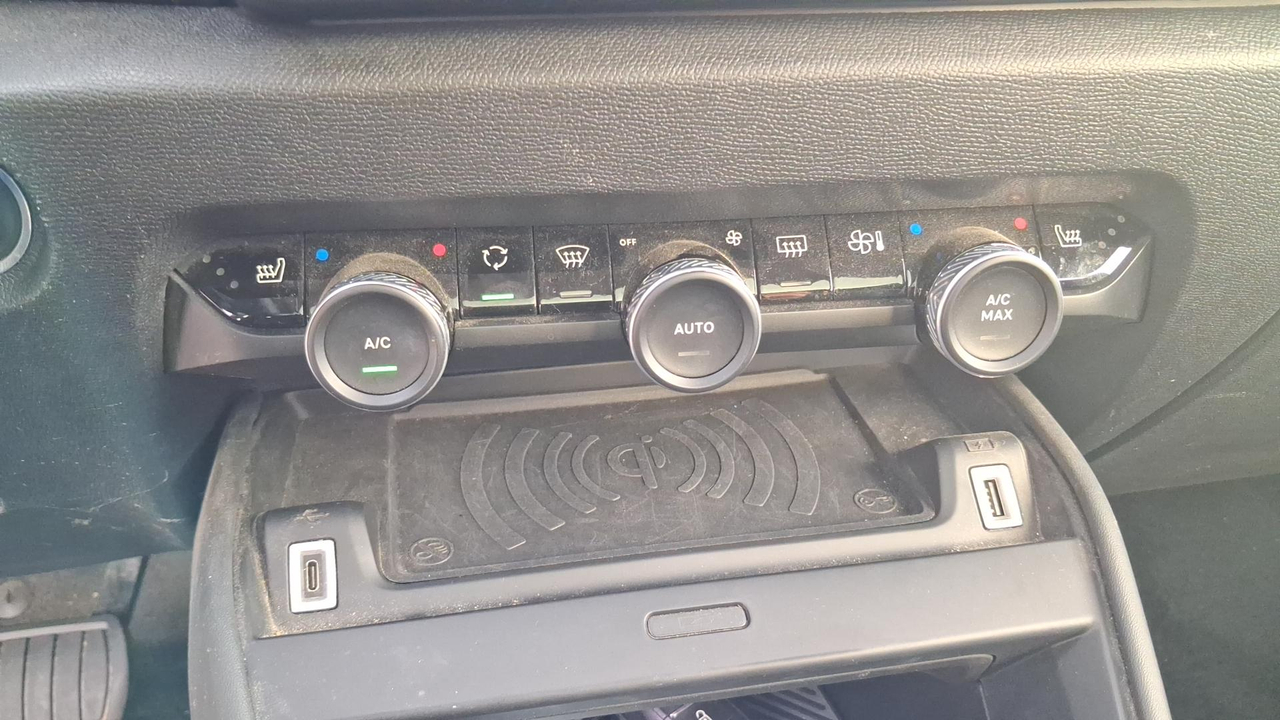 Citroen C4 BlueHDi 130 S&amp;S EAT8 — photo 23