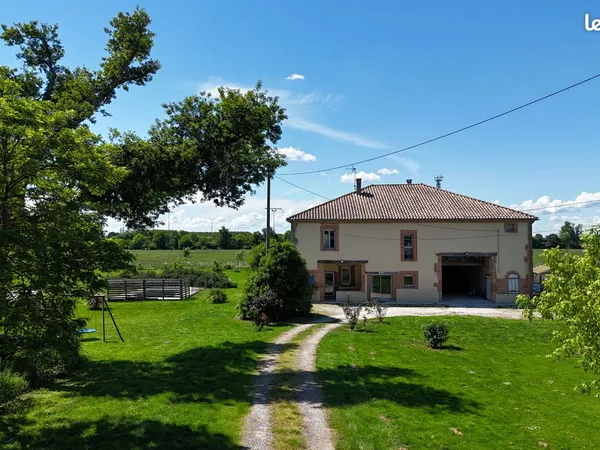 Maison / ferme rénovée de 305m2