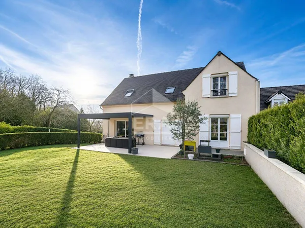 Maison 7 pièces 153 m²