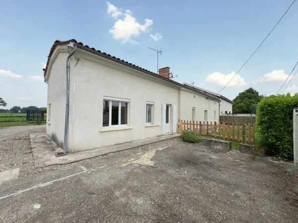 Maison à vendre 6 pièces SAINT SULPICE DE POMMIERS (33)