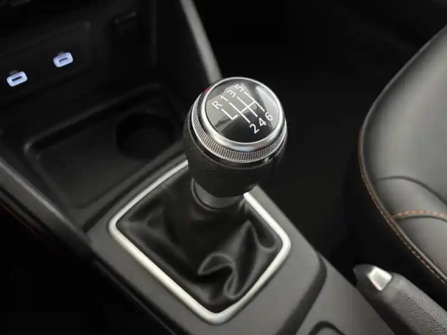 Dacia Duster eco-g 100 4x2 — photo 22