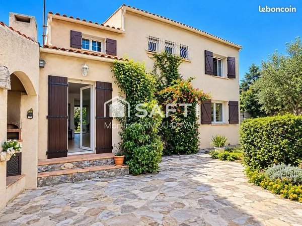 Maison 7 pièces 151 m²
