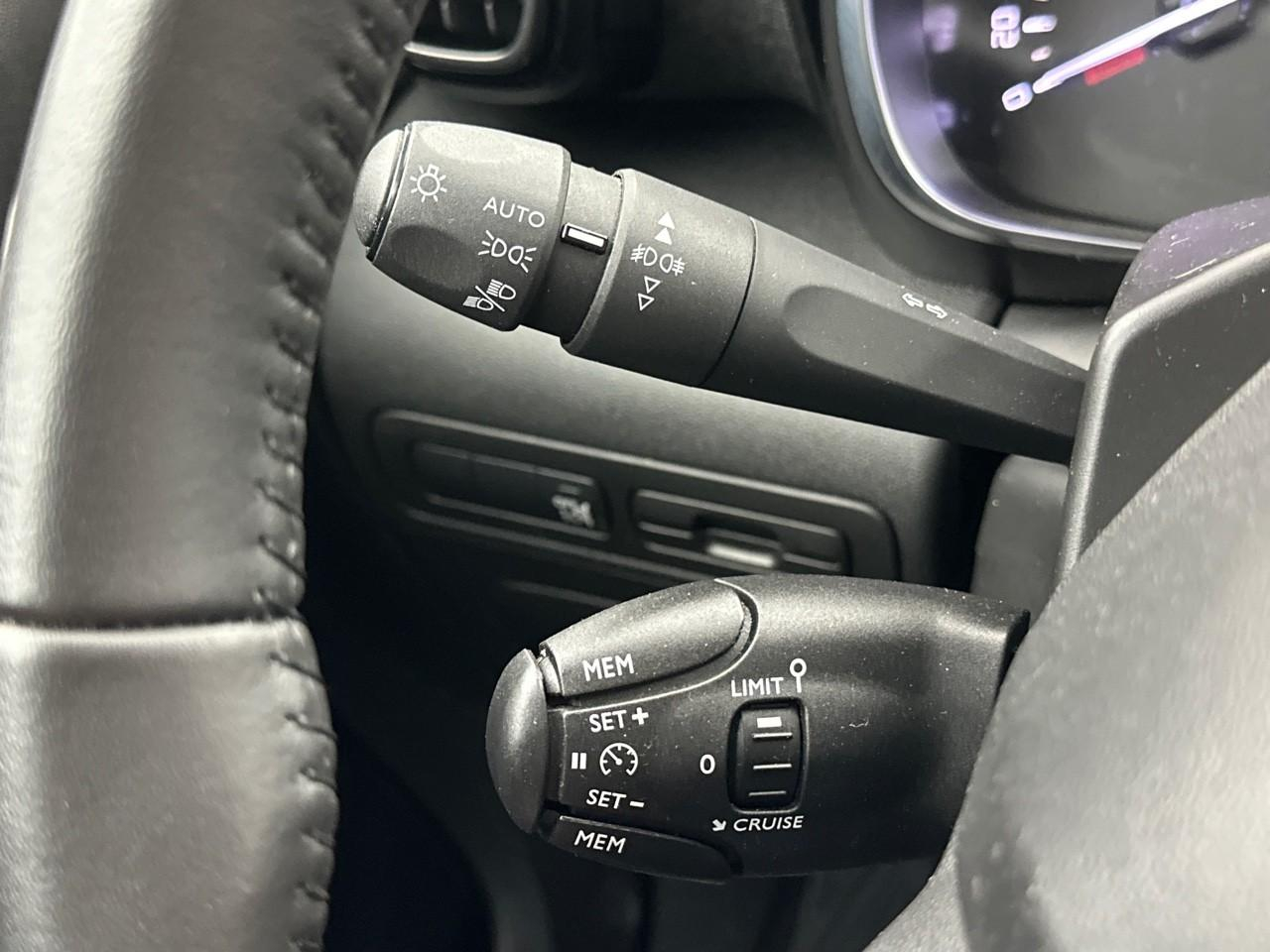 Citroën C3 Aircross puretech 130 s&s eat6 shine — photo 17