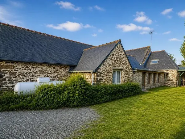 Maison de 4 pièces de 143 m² situé à Pordic