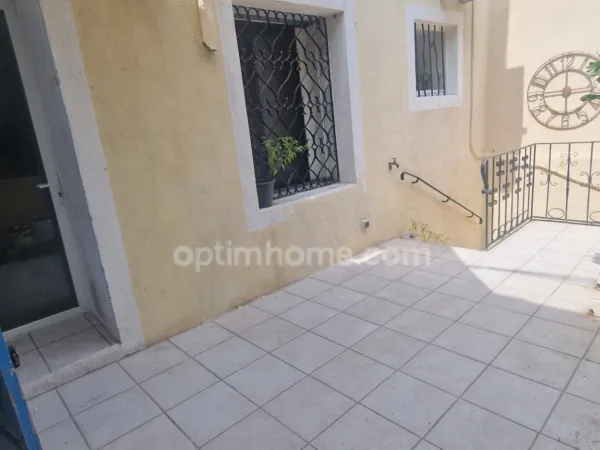MAISON DE VILLAGE AVEC TERRASSE SUD T3+T2!