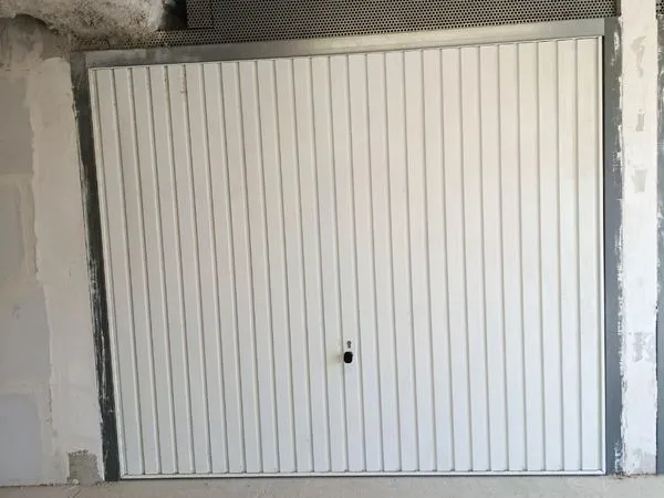 Loue garage Porticcio