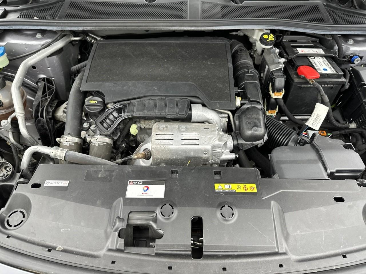 Peugeot 308 sw puretech 130ch s&s eat8 active pack — photo 13