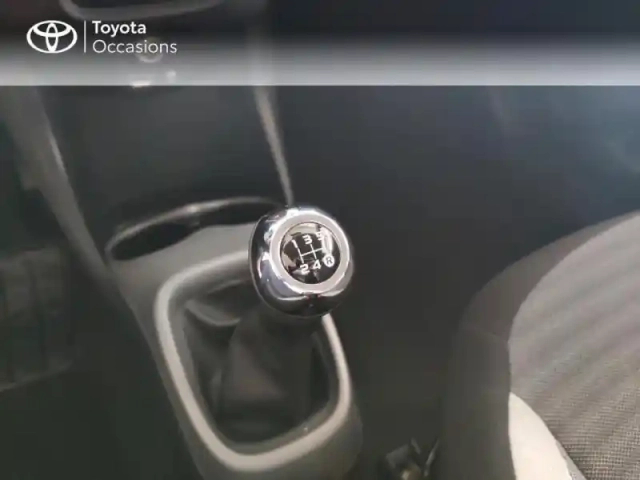 Toyota Aygo 1.0 vvt-i 72ch x-pro 5p — photo 11