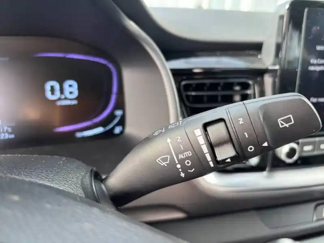 Kia Stonic 1.0 t-gdi 100 ch bvm6 — photo 57